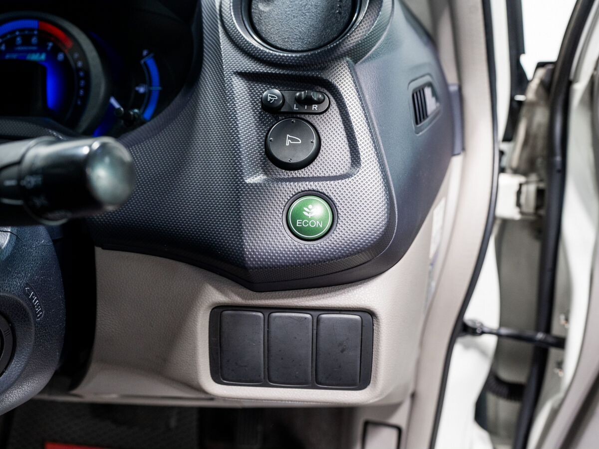 Honda Insight 2010 - фото автомобиля