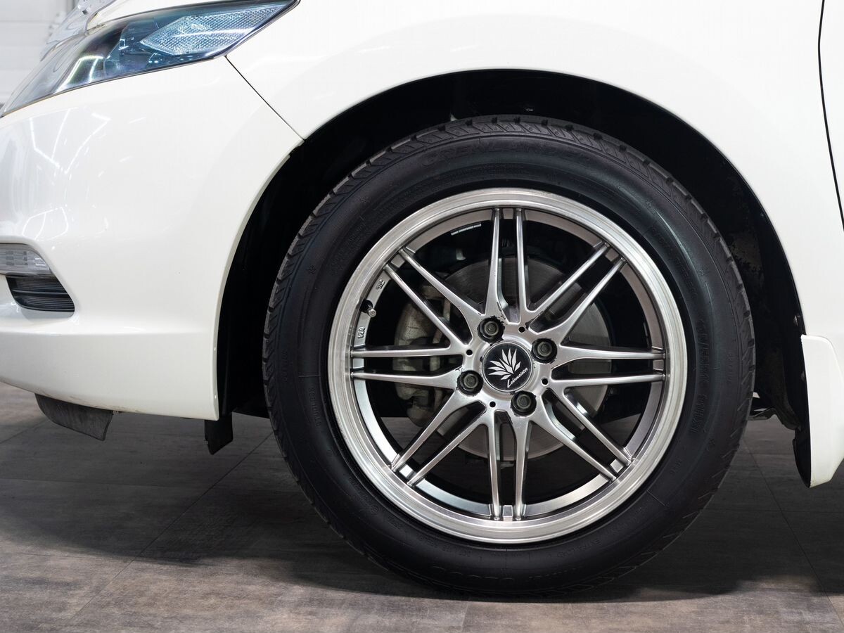 Honda Insight 2010 - фото автомобиля