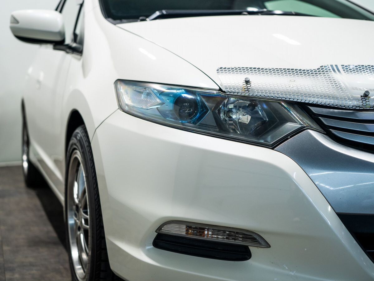 Honda Insight 2010 - фото автомобиля