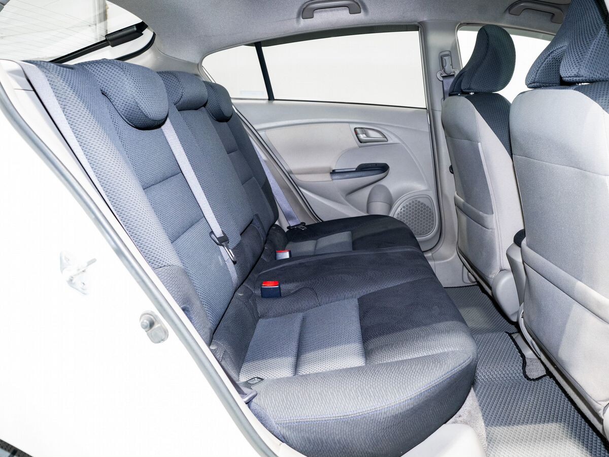Honda Insight 2010 - фото автомобиля