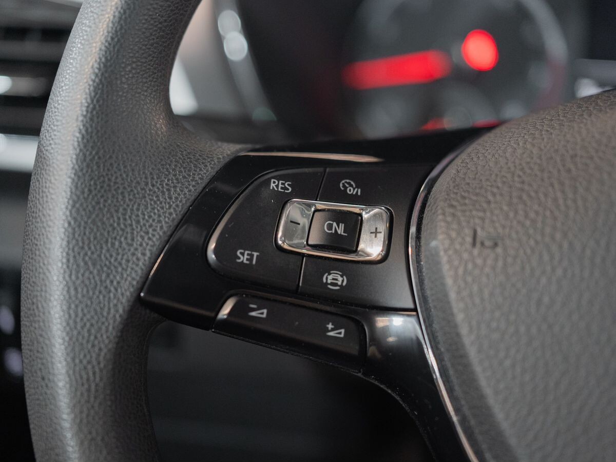 Volkswagen T-Cross 2021 - фото автомобиля