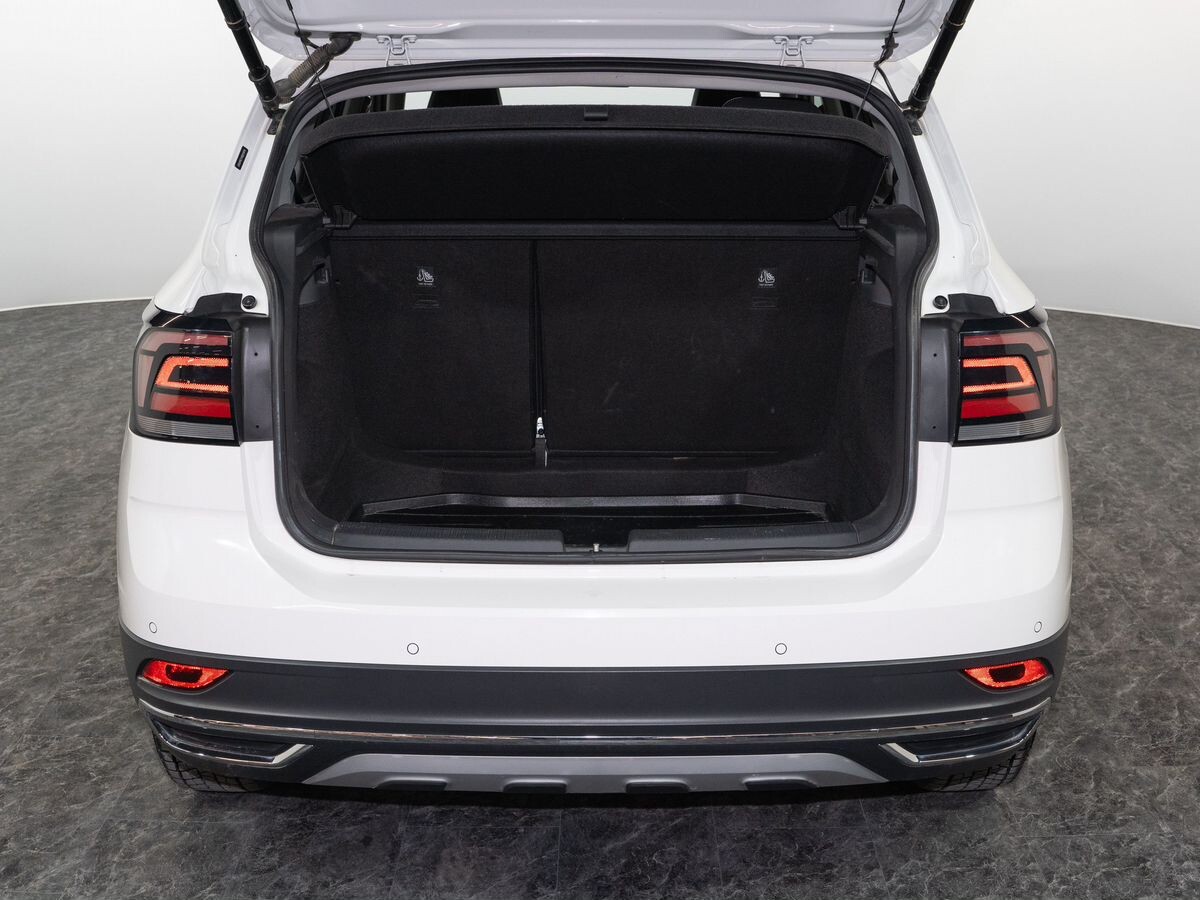 Volkswagen T-Cross 2021 - фото автомобиля