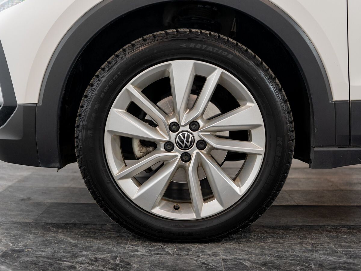 Volkswagen T-Cross 2021 - фото автомобиля
