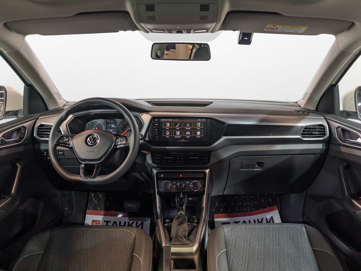 Volkswagen T-Cross 2021 - фото автомобиля
