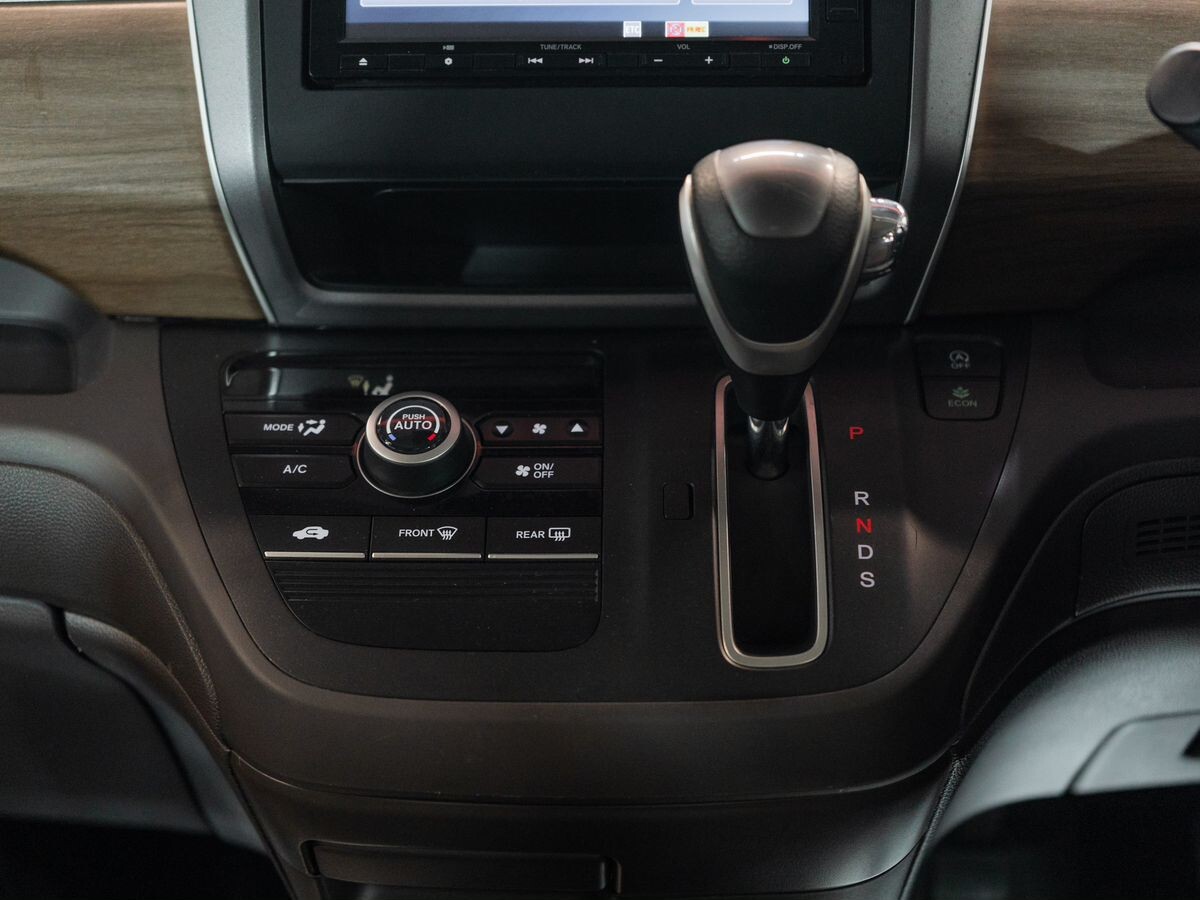 Honda Freed 2020 - фото автомобиля