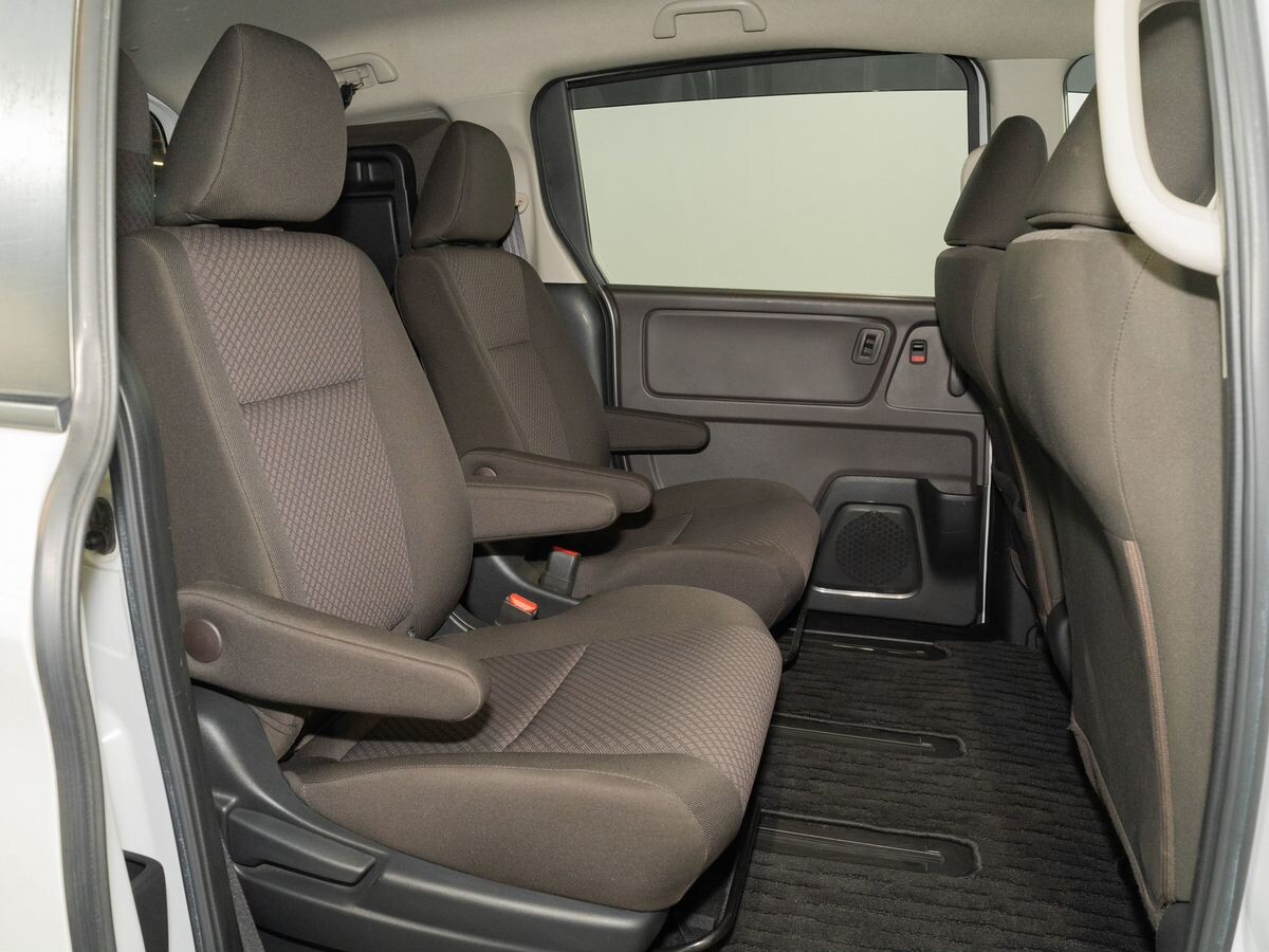 Honda Freed 2020 - фото автомобиля