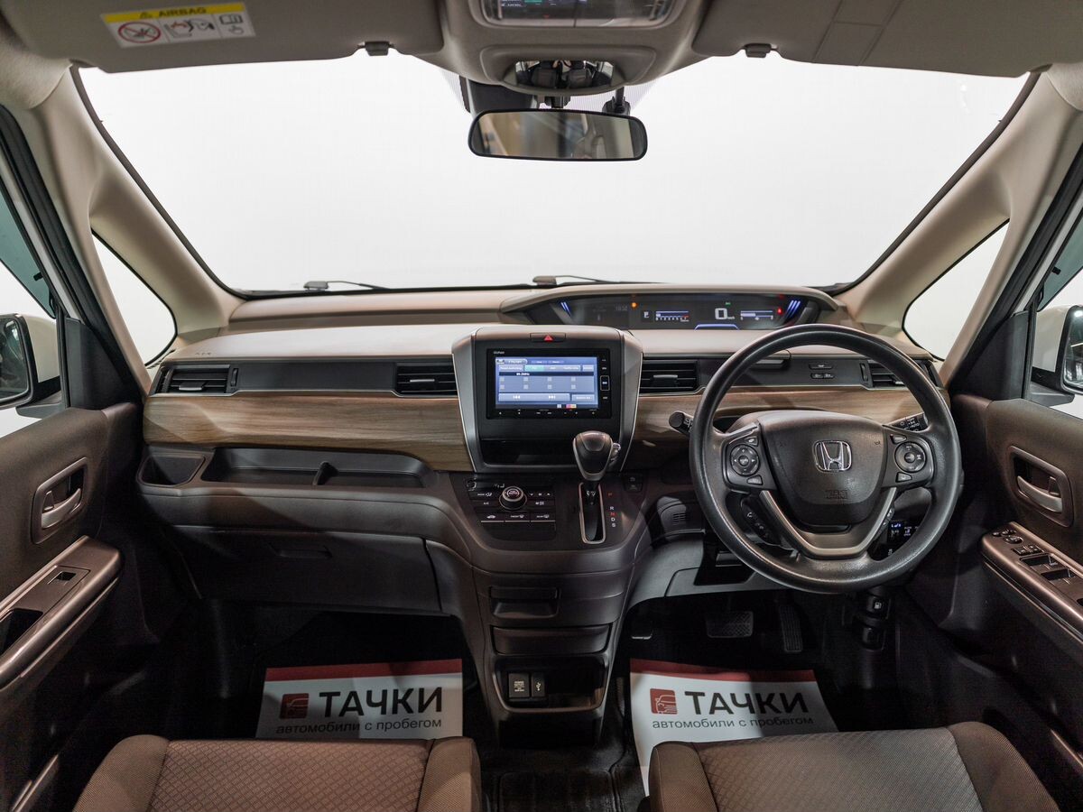 Honda Freed 2020 - фото автомобиля