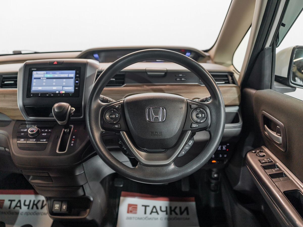 Honda Freed 2020 - фото автомобиля
