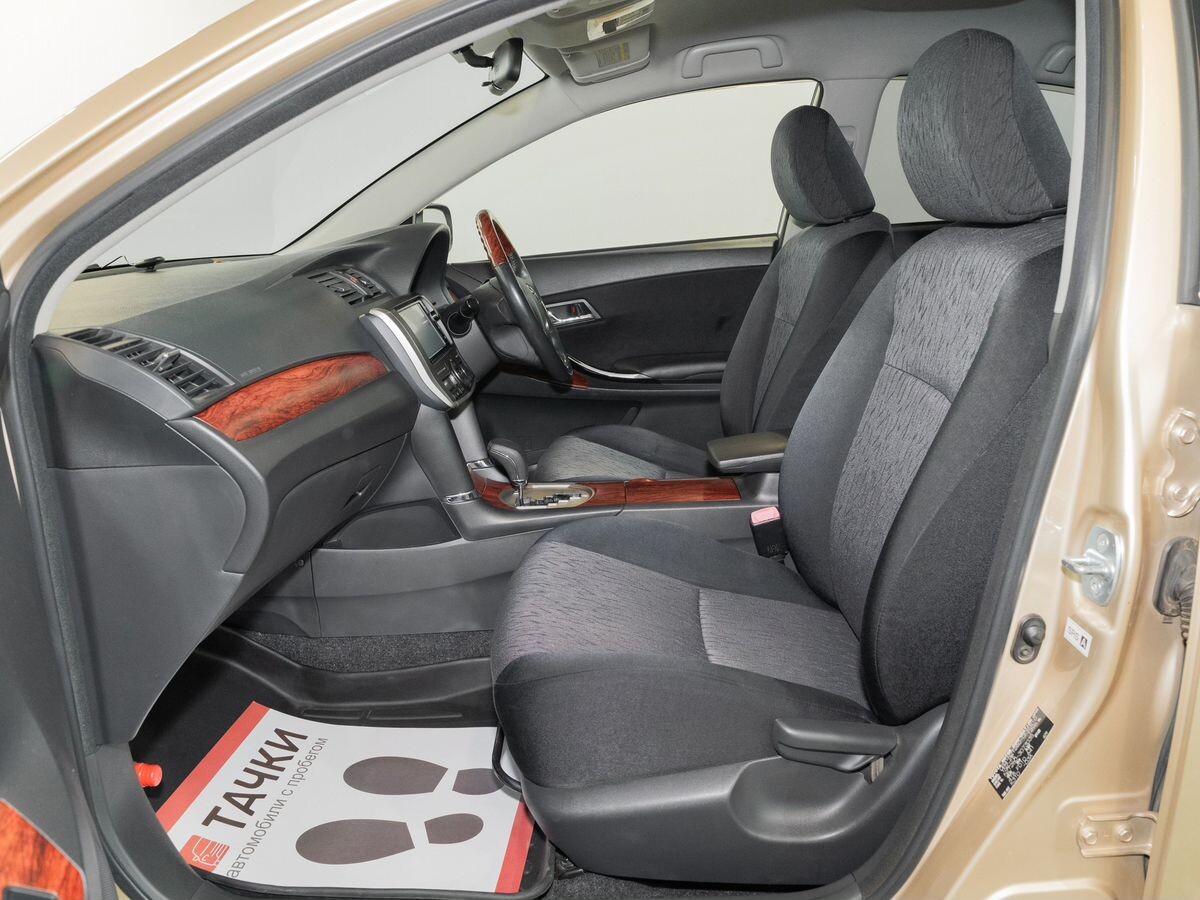Toyota Allion 2010 - фото автомобиля