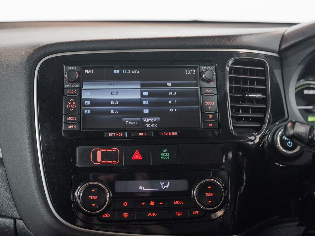 Mitsubishi Outlander 2015 - фото автомобиля
