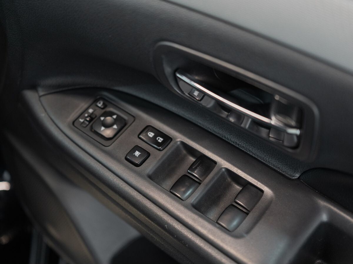 Mitsubishi Outlander 2015 - фото автомобиля