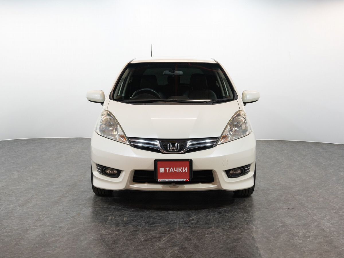Honda Fit Shuttle 2012 - фото автомобиля