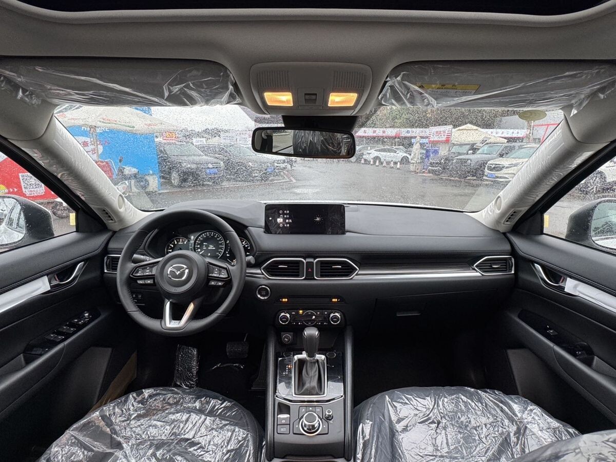 Mazda CX-5 2025 - фото автомобиля