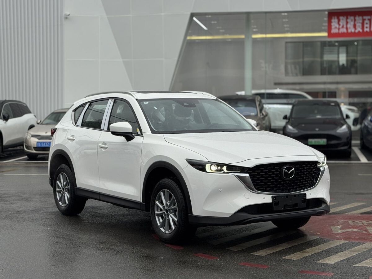 Mazda CX-5 2025 - фото автомобиля
