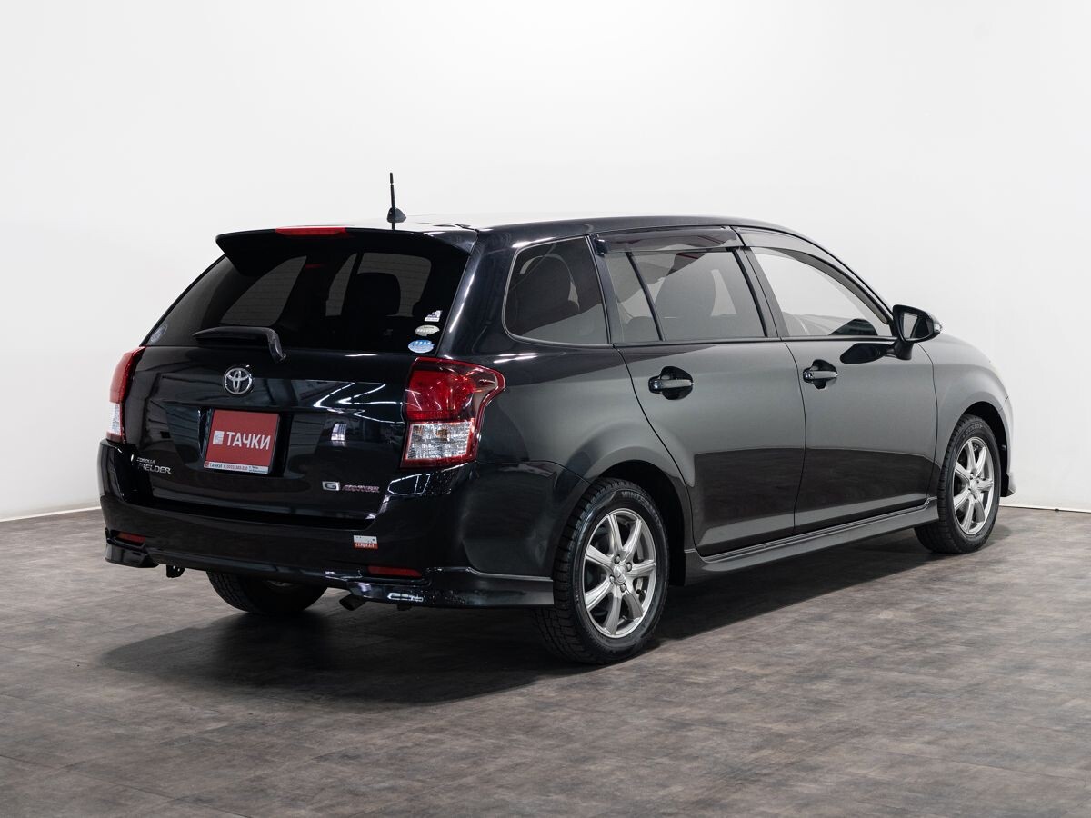 Toyota Corolla Fielder 2012 - фото автомобиля