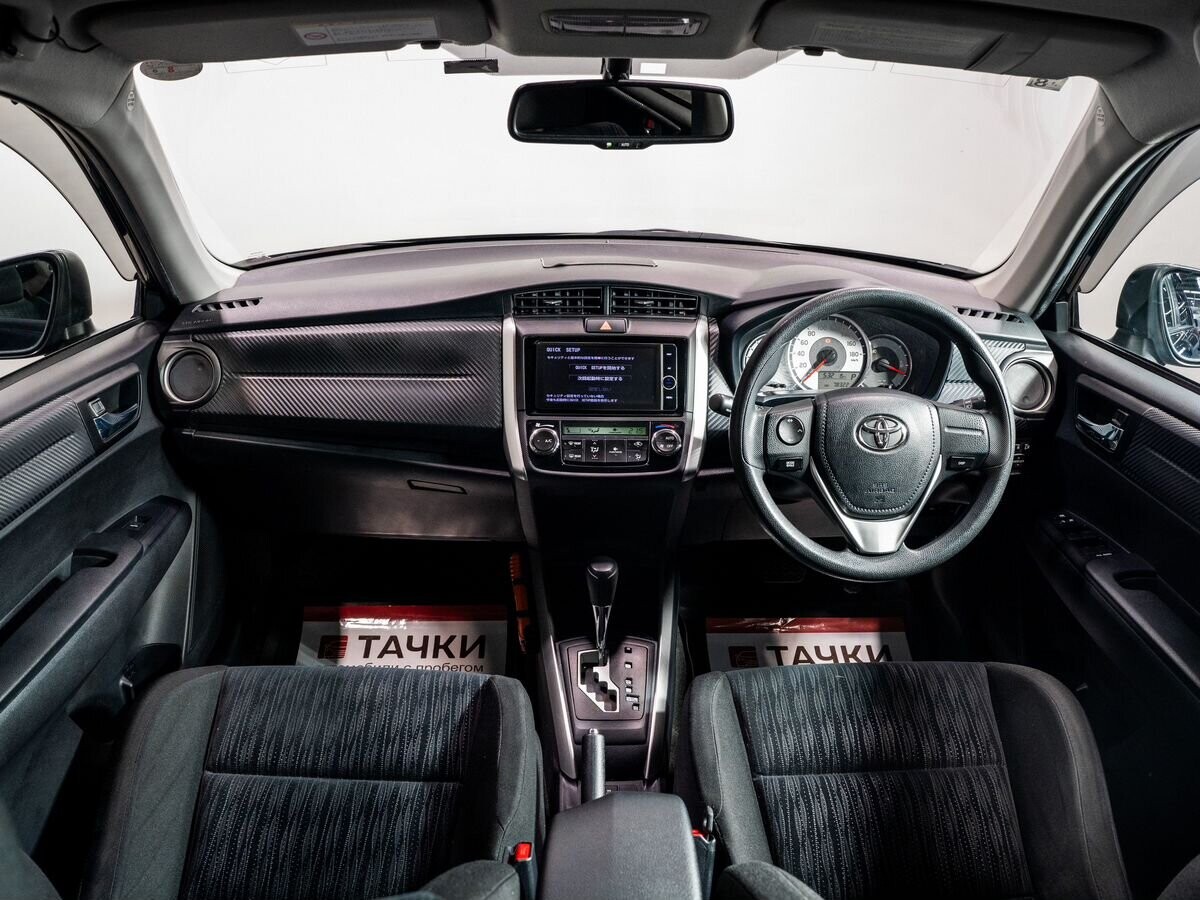 Toyota Corolla Fielder 2012 - фото автомобиля