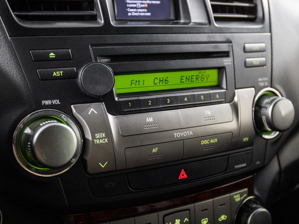 Toyota Highlander 2012 - фото автомобиля