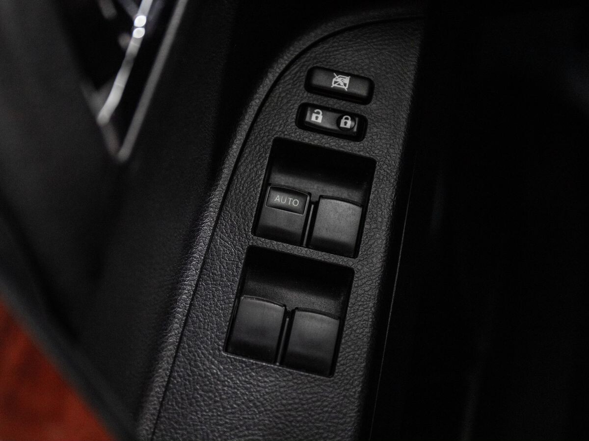 Toyota Highlander 2012 - фото автомобиля