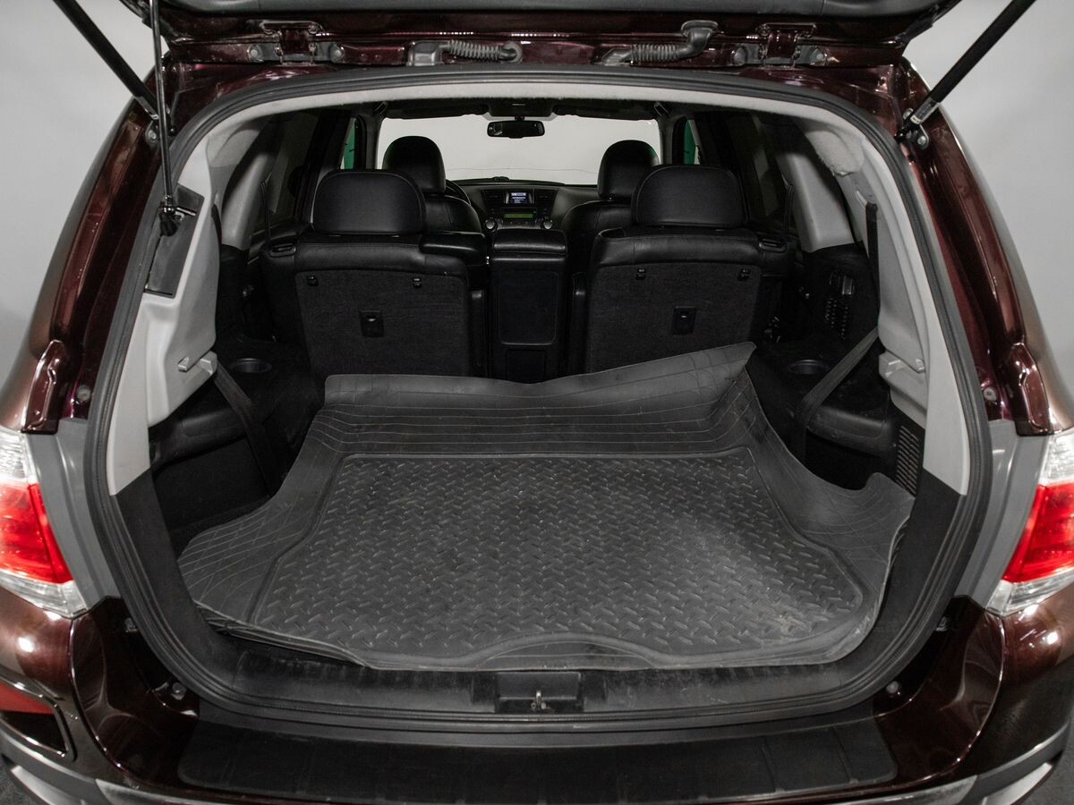 Toyota Highlander 2012 - фото автомобиля