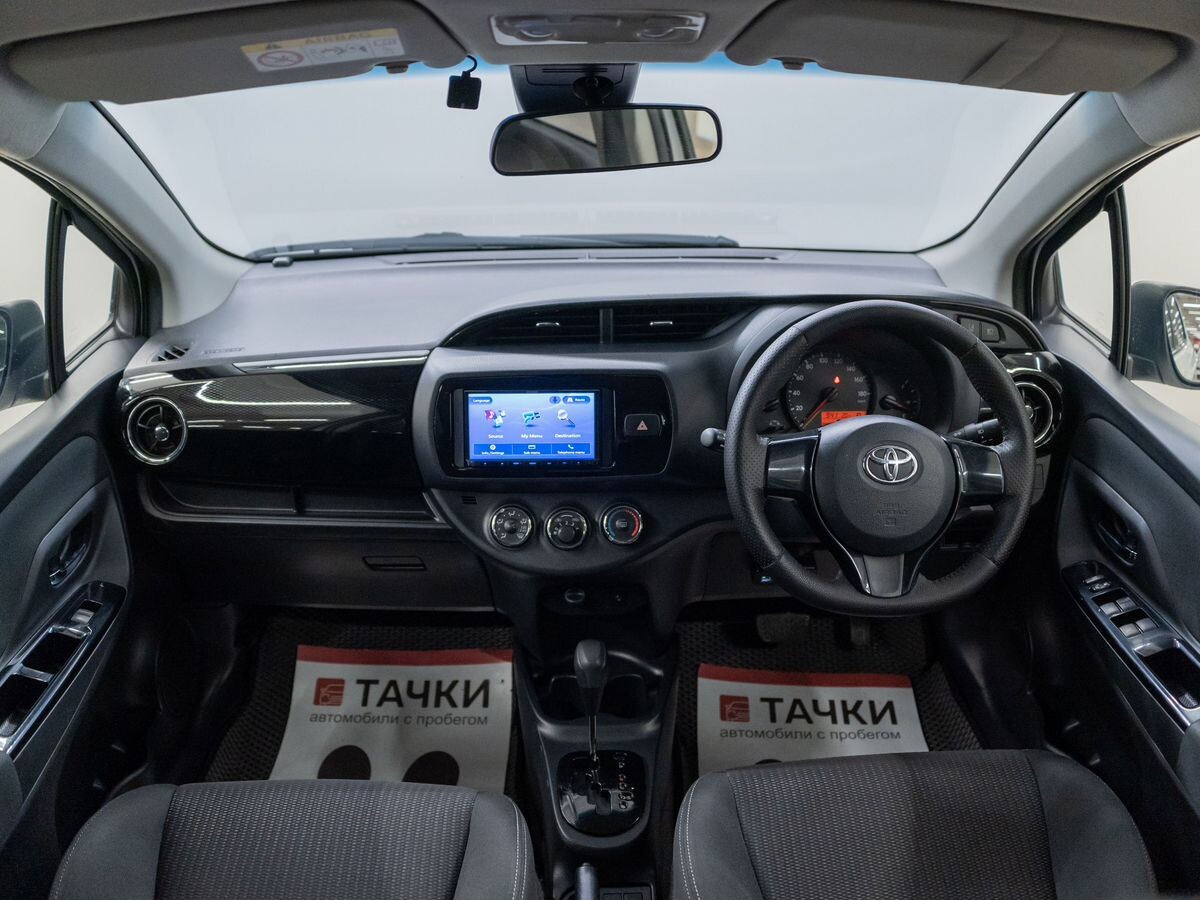 Toyota Vitz 2019 - фото автомобиля