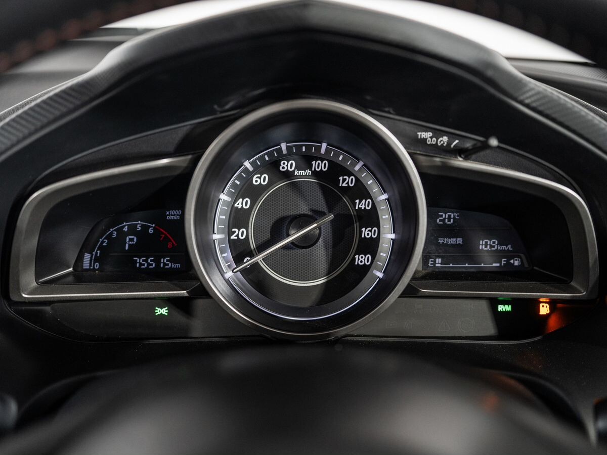 Mazda Axela 2014 - фото автомобиля