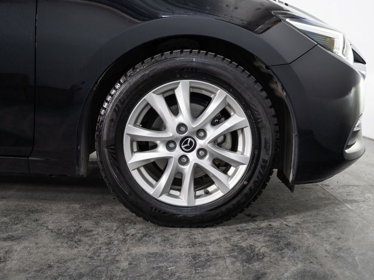 Mazda Axela 2017 - фото автомобиля