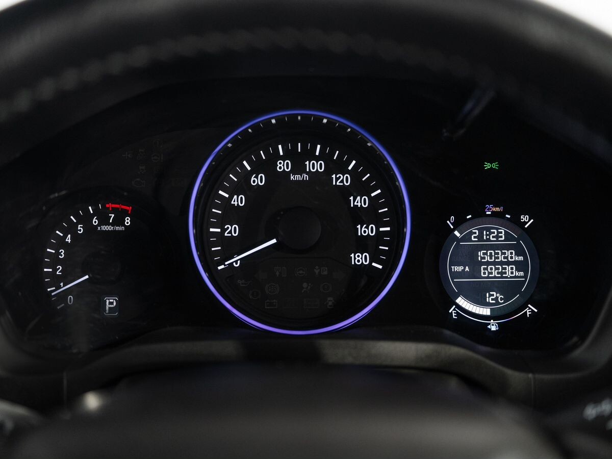 Honda Vezel 2016 - фото автомобиля