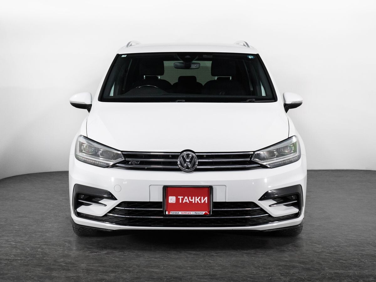 Volkswagen Touran 2017 - фото автомобиля