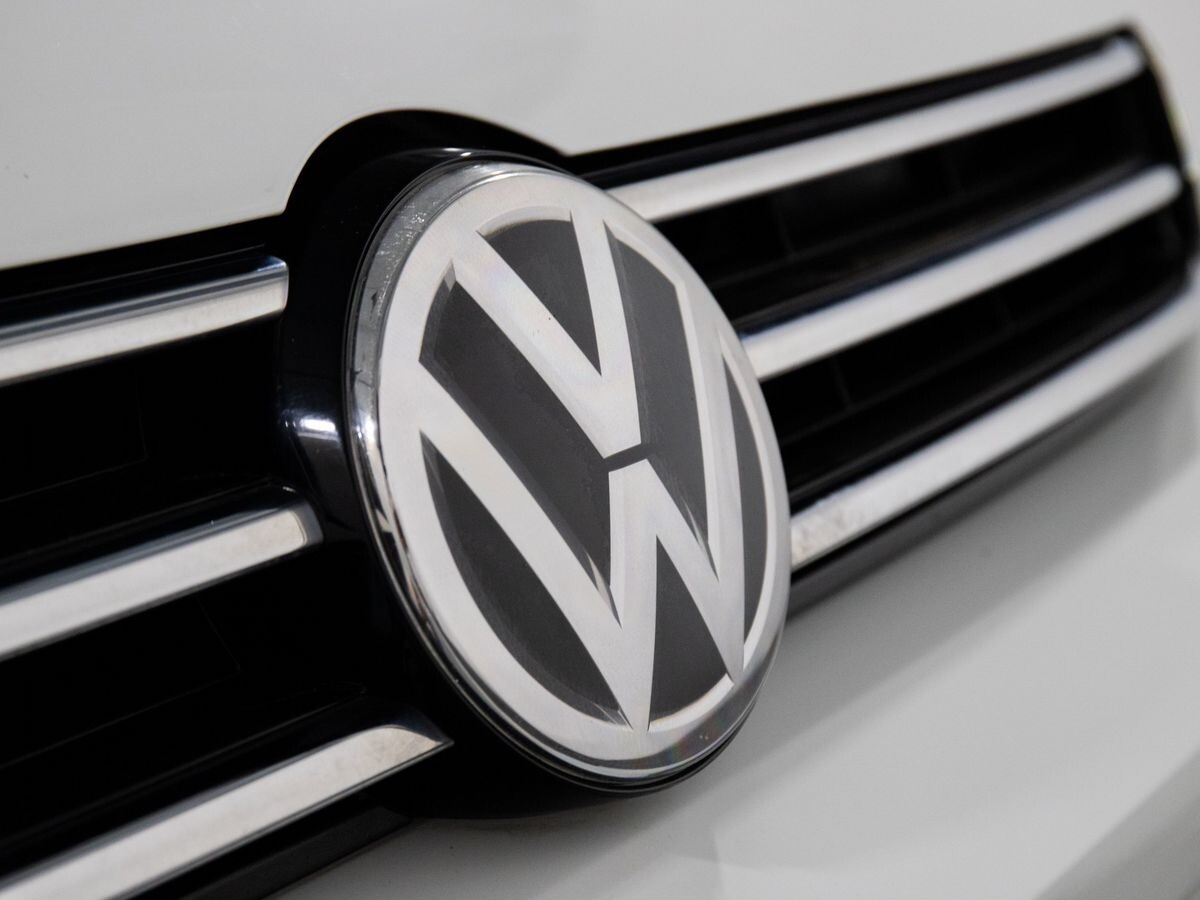 Volkswagen Touran 2017 - фото автомобиля