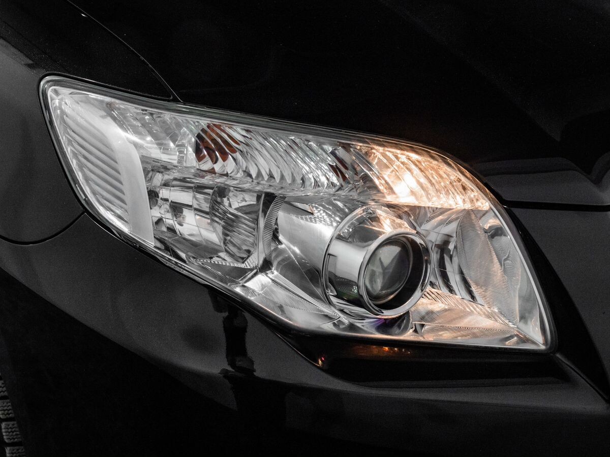 Toyota Corolla Fielder 2008 - фото автомобиля