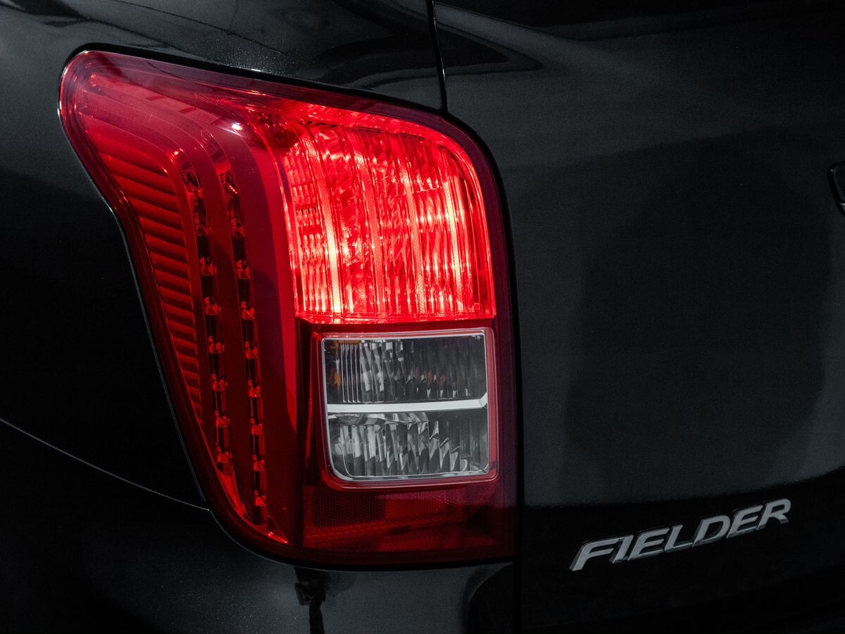 Toyota Corolla Fielder 2008 - фото автомобиля