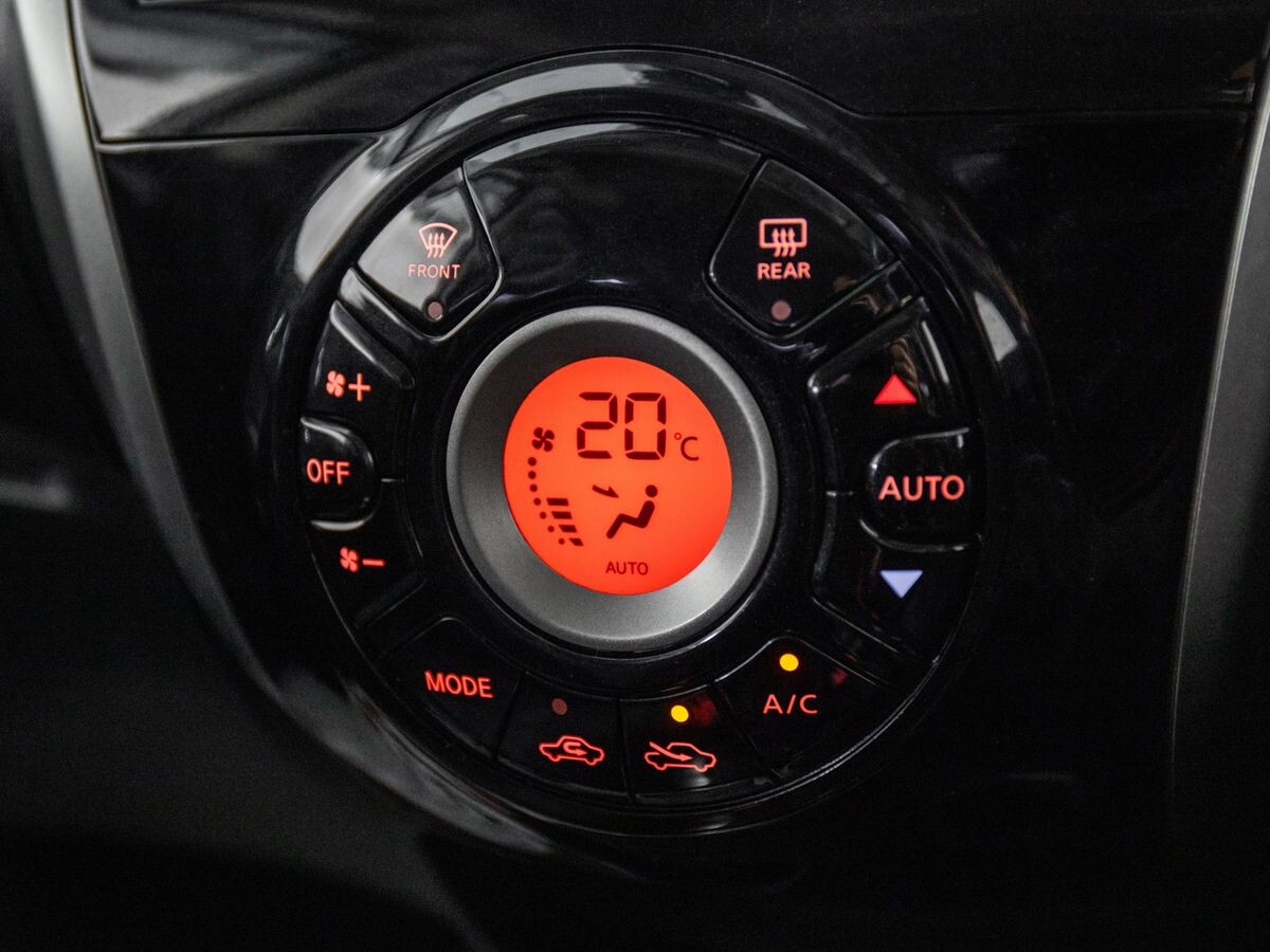 Nissan Note 2016 - фото автомобиля