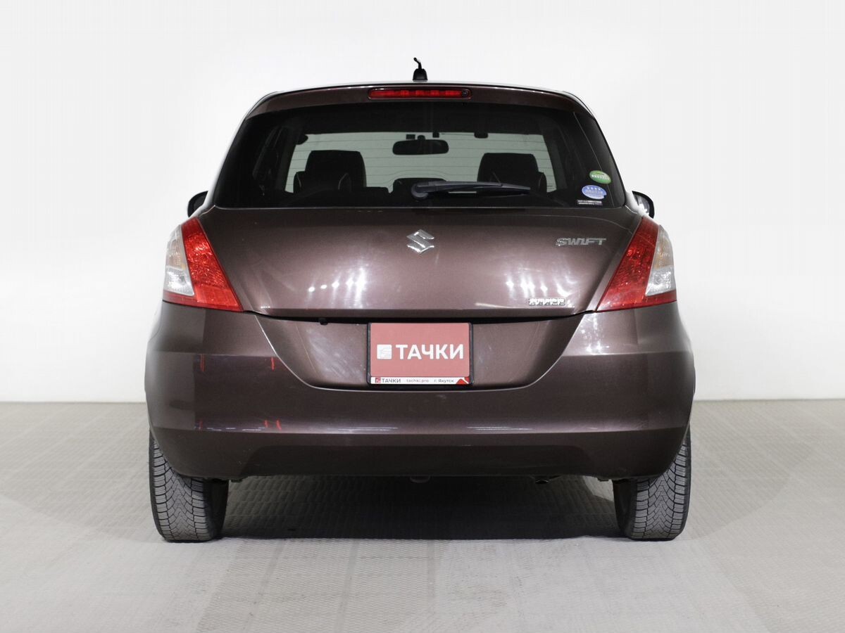 Suzuki Swift 2016 - фото автомобиля