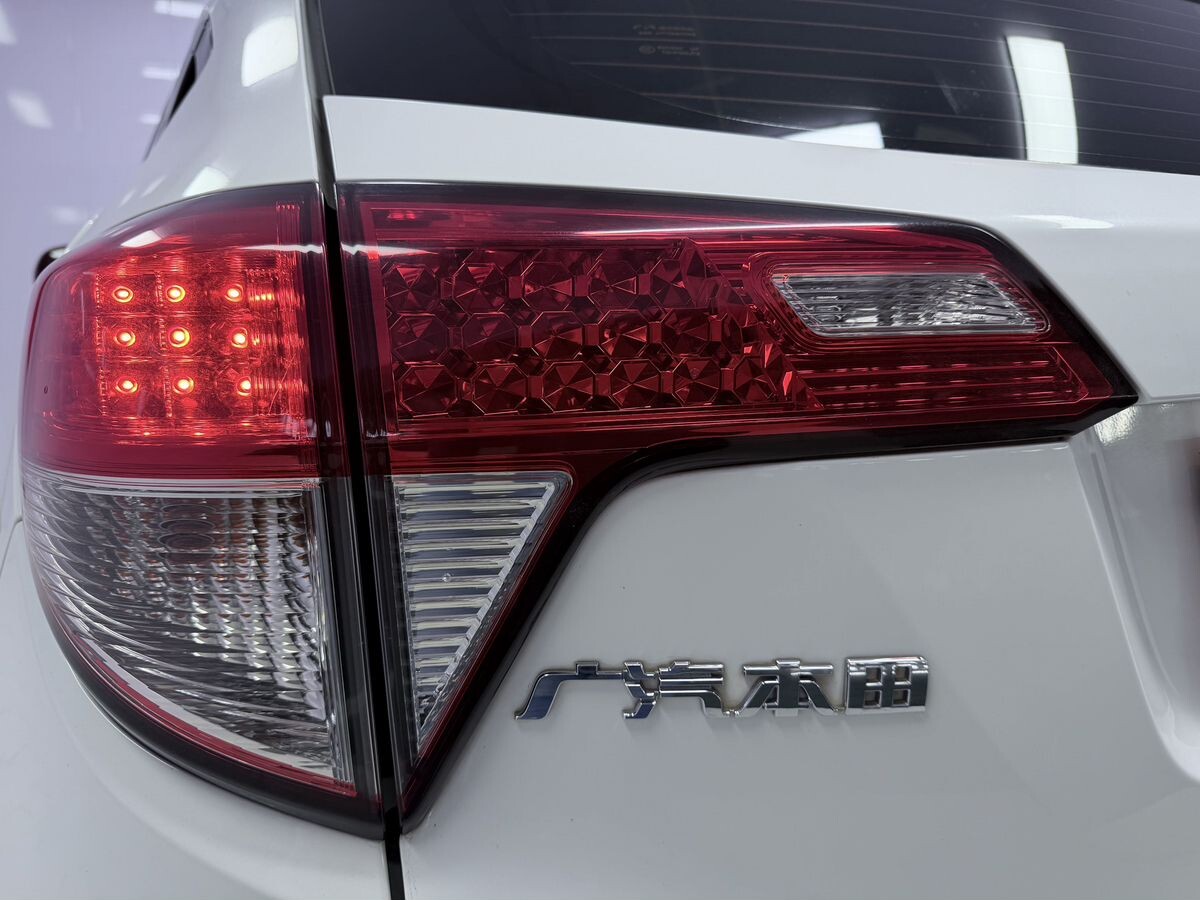 Honda Vezel 2021 - фото автомобиля