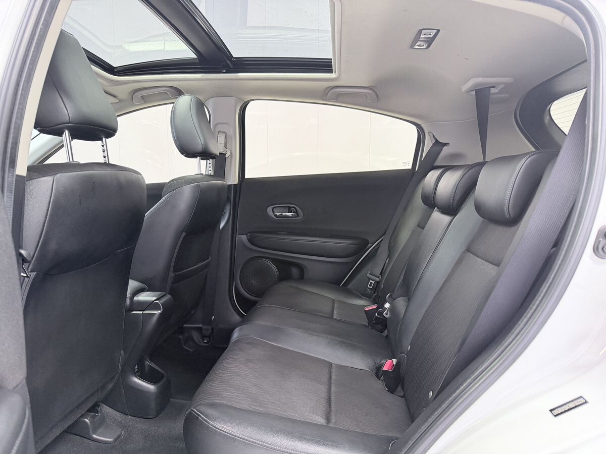 Honda Vezel 2021 - фото автомобиля