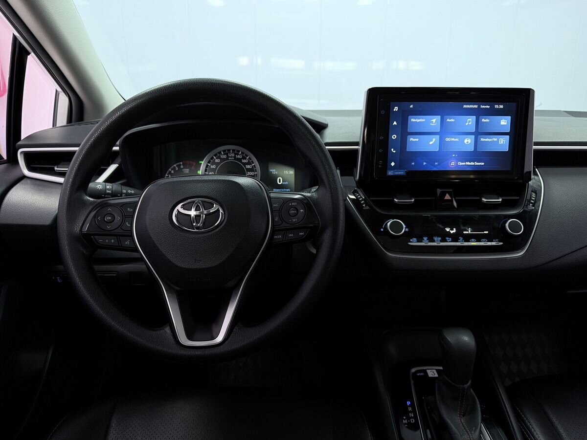 Toyota Corolla 2022 - фото автомобиля