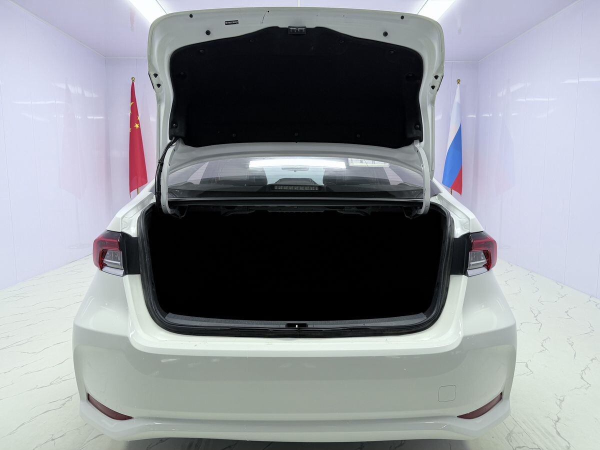 Toyota Corolla 2022 - фото автомобиля