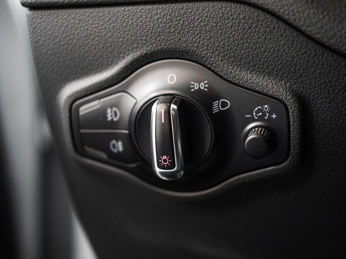 Audi Q5 2013 - фото автомобиля