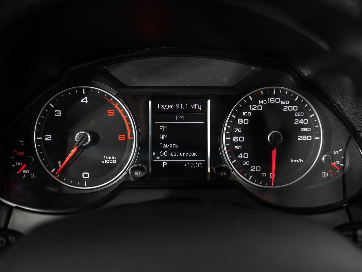 Audi Q5 2013 - фото автомобиля
