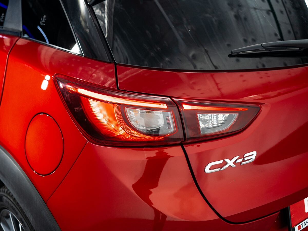 Mazda CX-3 2017 - фото автомобиля