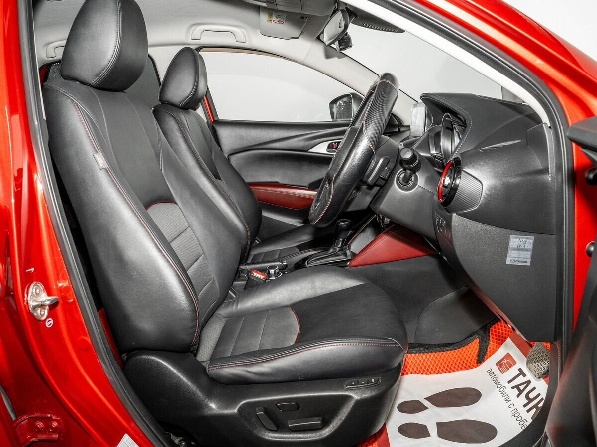 Mazda CX-3 2017 - фото автомобиля