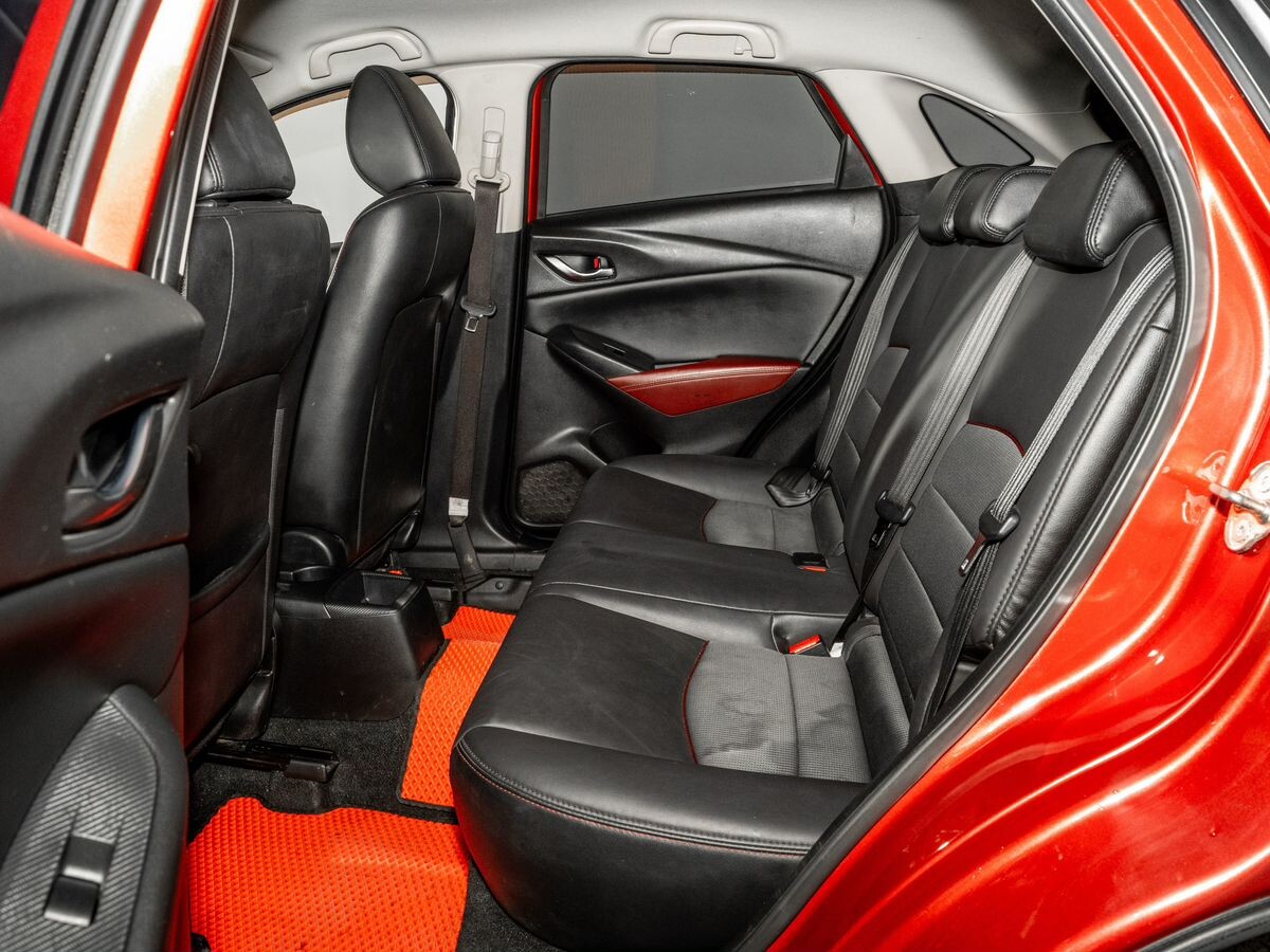 Mazda CX-3 2017 - фото автомобиля