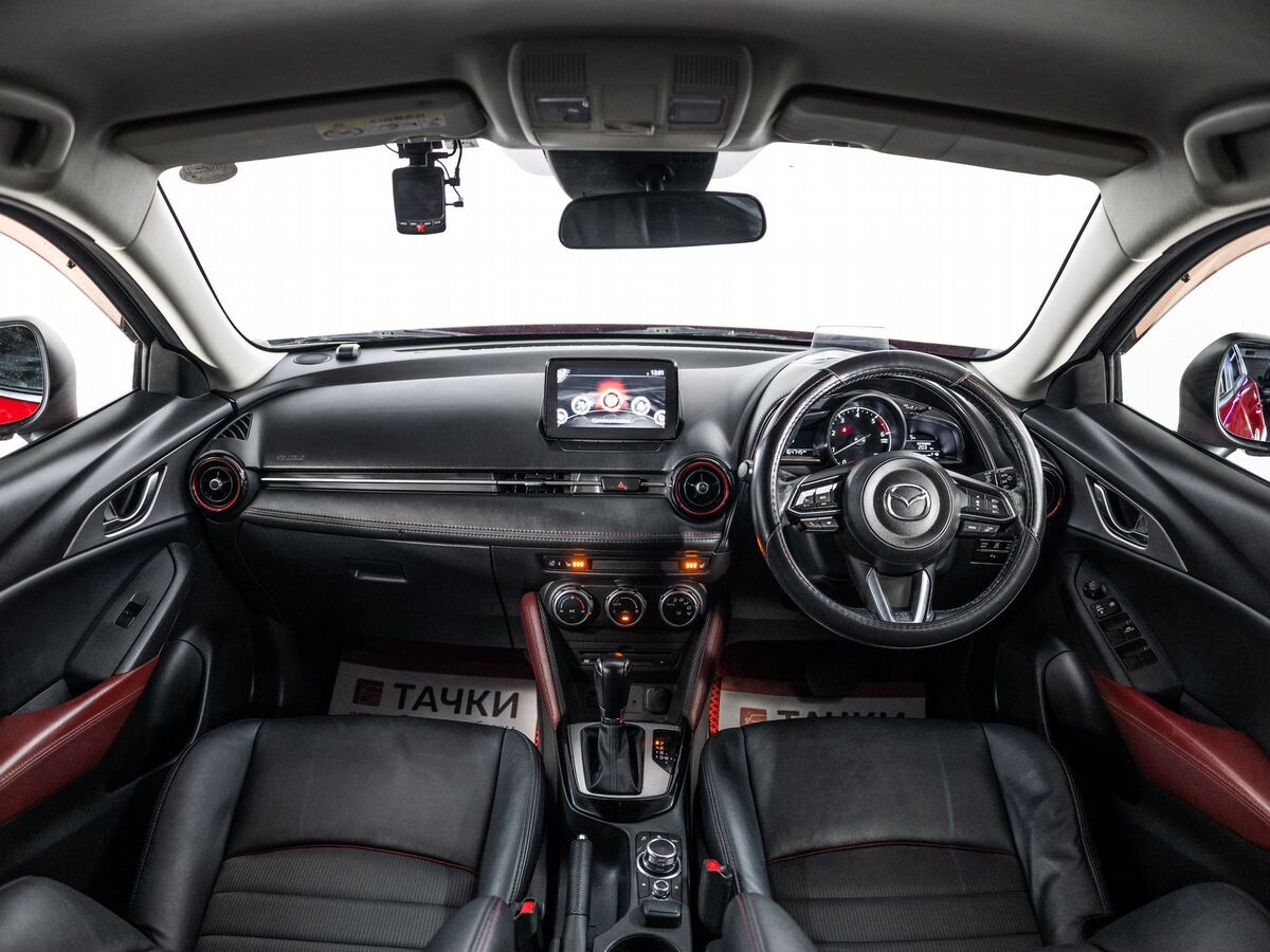 Mazda CX-3 2017 - фото автомобиля
