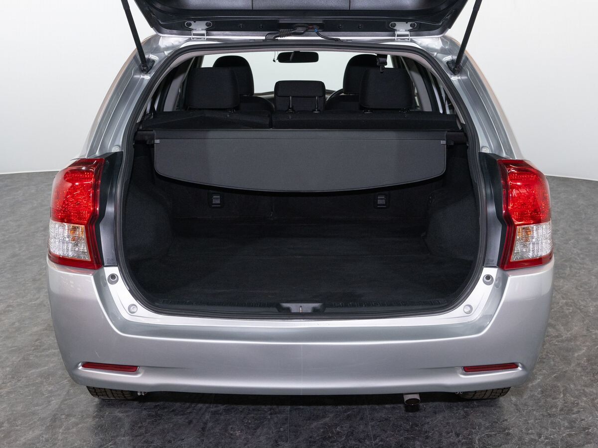 Toyota Corolla Fielder 2014 - фото автомобиля
