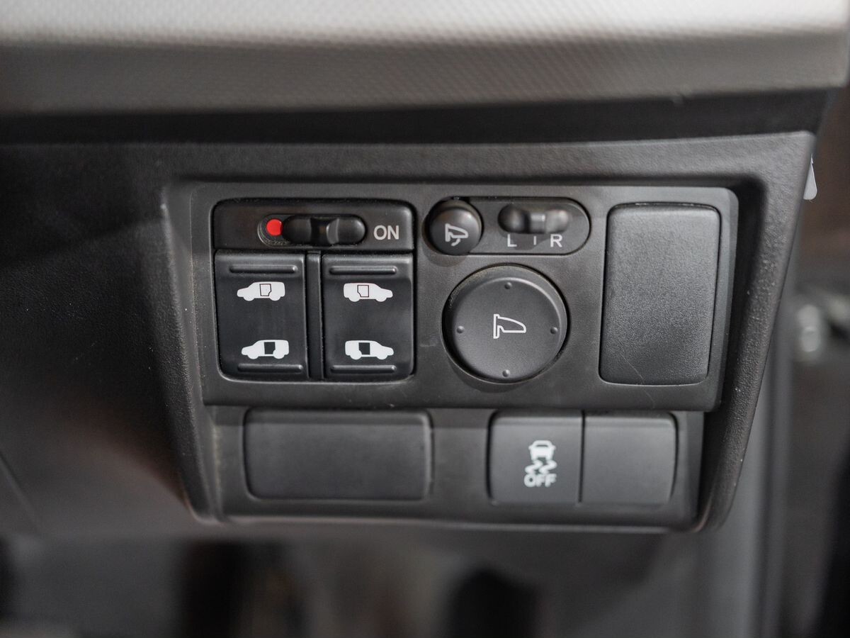 Honda Freed 2014 - фото автомобиля
