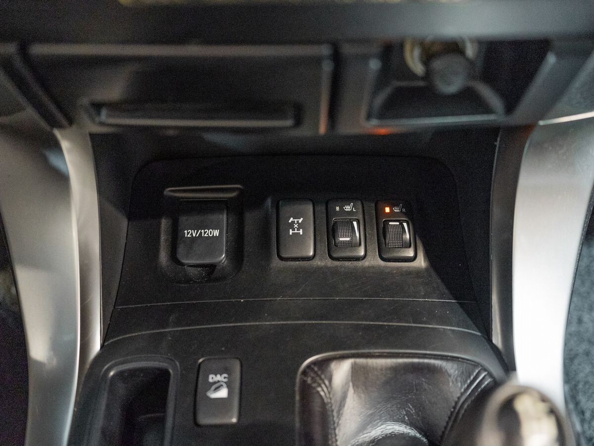 Toyota Land Cruiser Prado 2006 - фото автомобиля