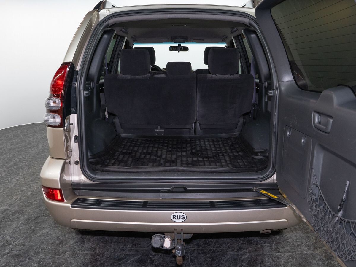 Toyota Land Cruiser Prado 2006 - фото автомобиля