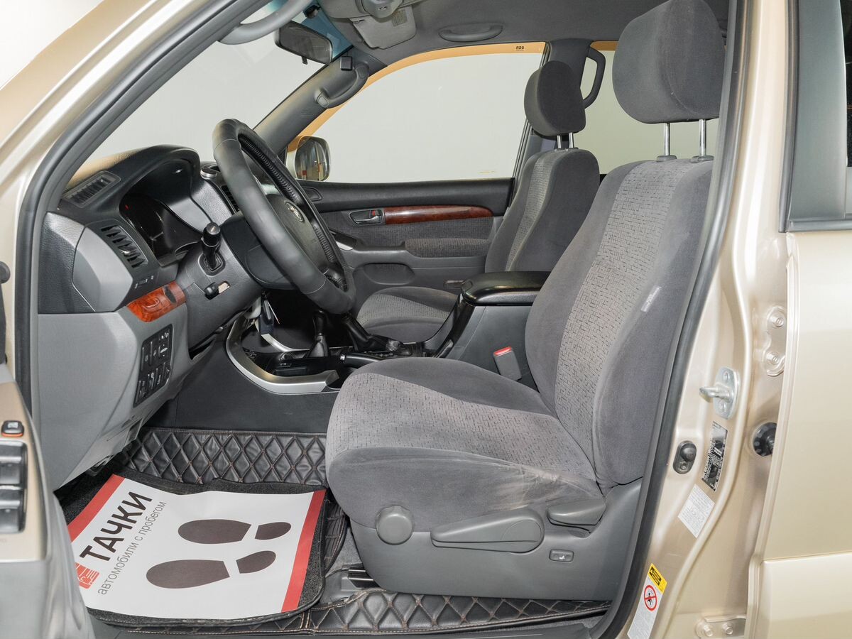 Toyota Land Cruiser Prado 2006 - фото автомобиля