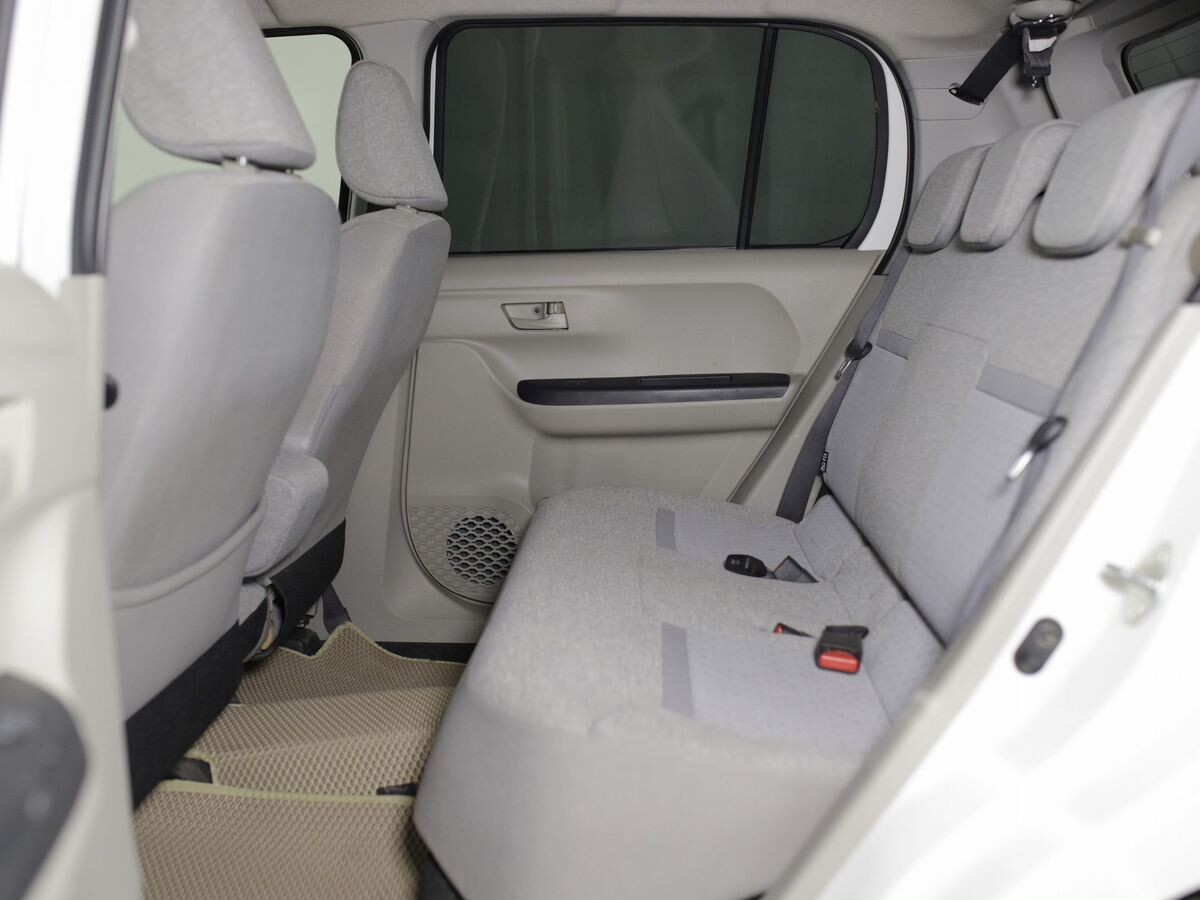Toyota Passo 2018 - фото автомобиля
