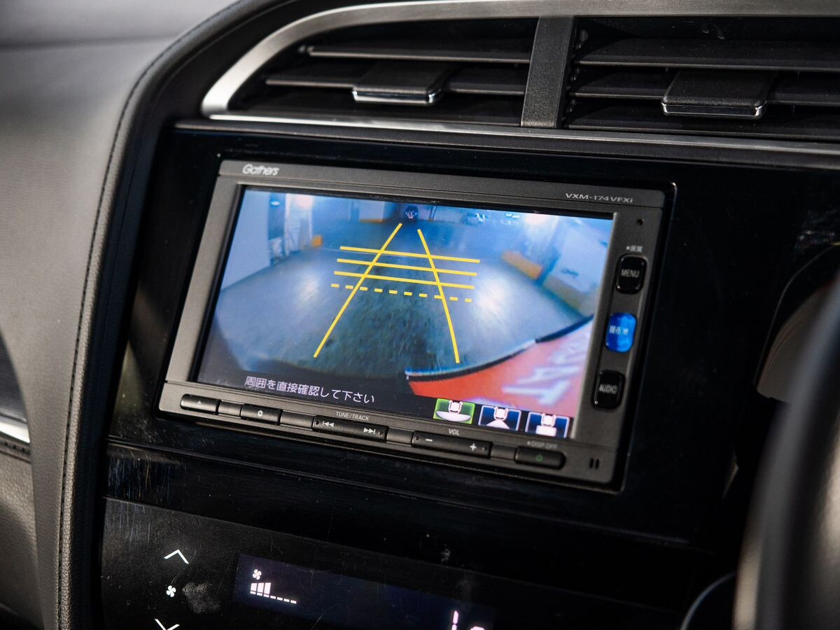 Honda Shuttle 2016 - фото автомобиля